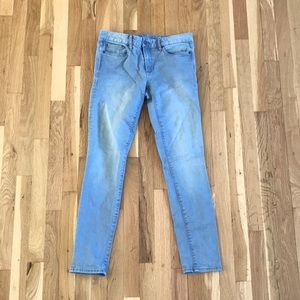 Gap light blue skinny jeans